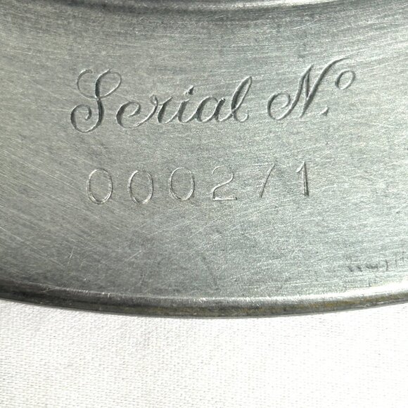 Bicentennial Commemorative Pewter Plate 1776-1976 "We Are One" Serial No. 000271 - Picture 3 of 10